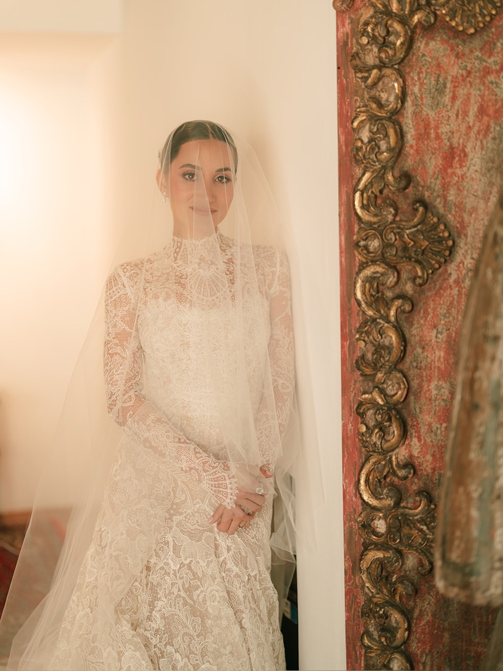 Vera Wang Ivory Lace Wedding Dress, Jacket, & Veil